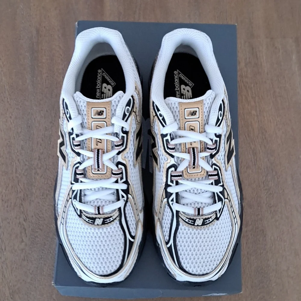 New Balance Kids' 740 Sneakers - Color: White/Gold/Black - Size: Kids 5.5 - Picture 2 of 9